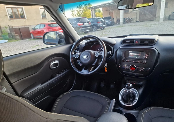 Kia Soul cena 40900 przebieg: 135310, rok produkcji 2015 z Ciechanów małe 232